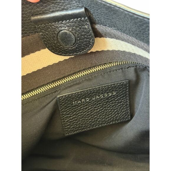 MARC JACOBS Gotham City Bucket Leather Bag Black - Picture 15 of 16